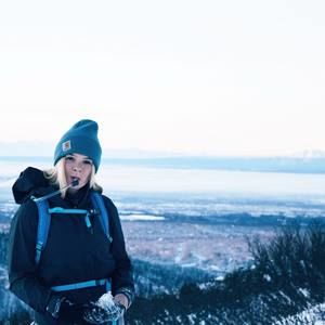 Meet your Posher, Dakota